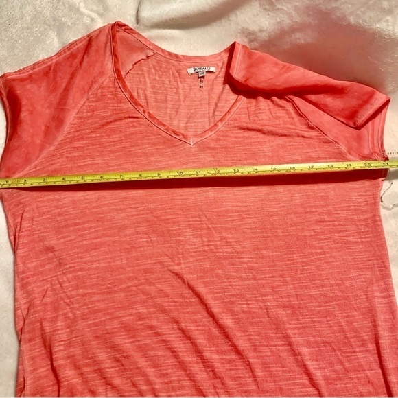 Buffalo Top Large Coral Semi-Sheer Short Sleeves Open Shoulders V-Neck Viscose - Picture 15 of 16